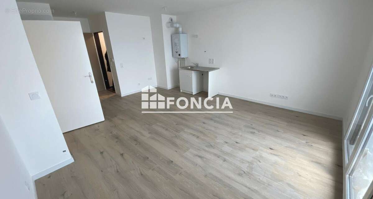 Appartement à DAMMARIE-LES-LYS