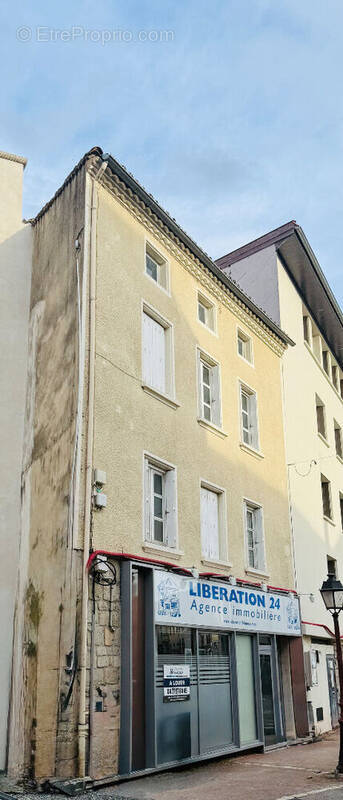 Commerce à MONTBRISON