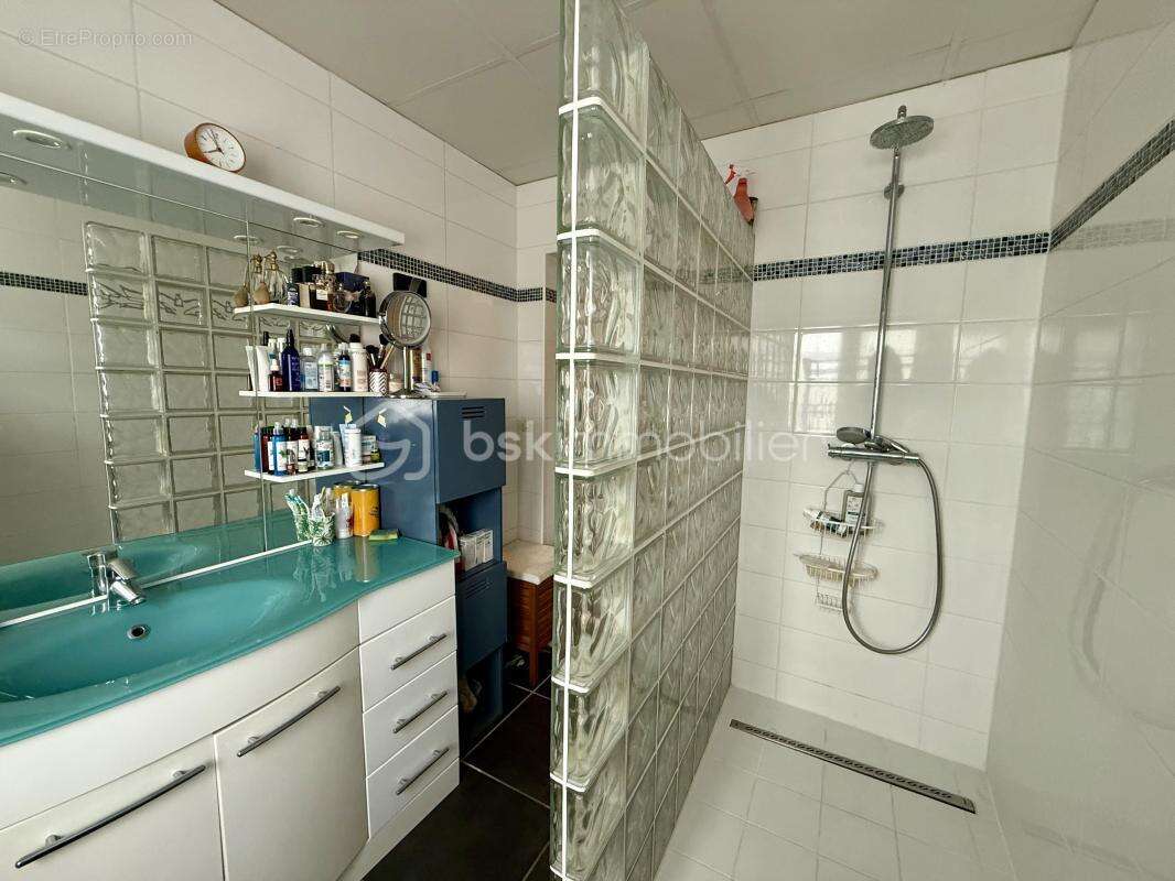 Maison à QUESNOY-SUR-DEULE