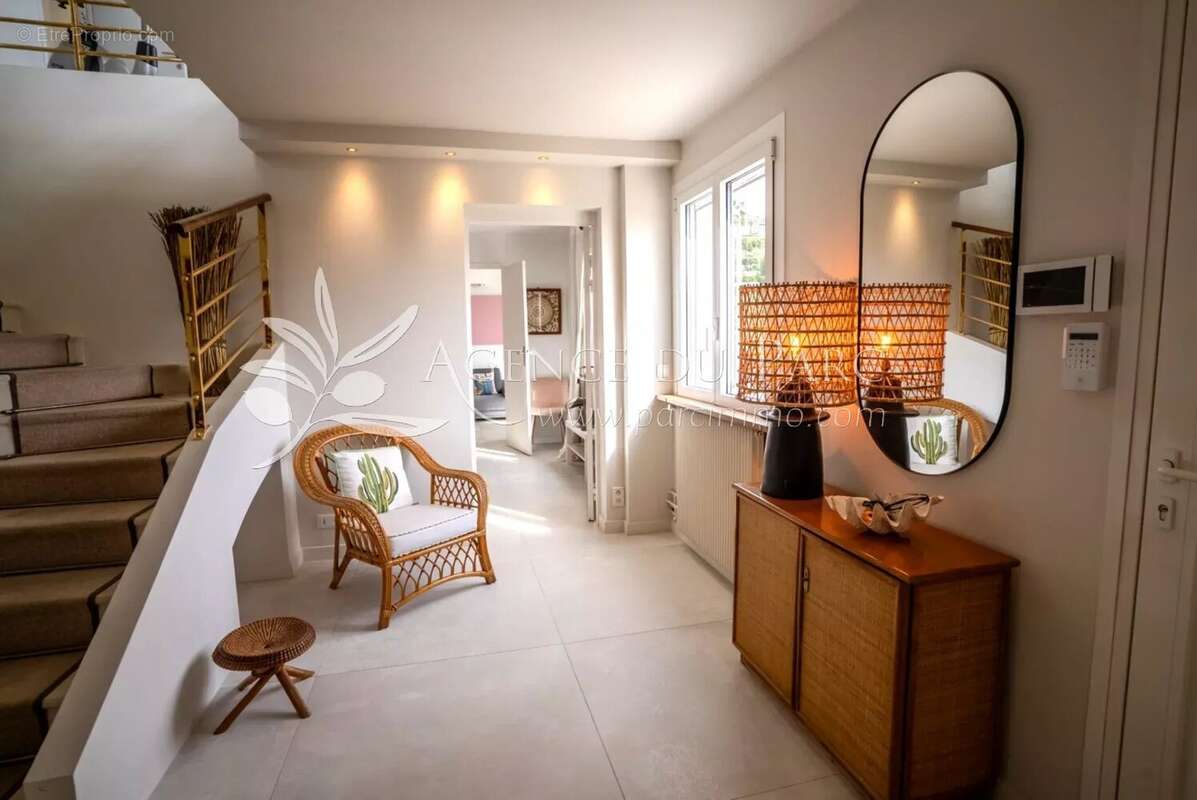 Elégante villa avec vue mer époustouflante! - photo 17