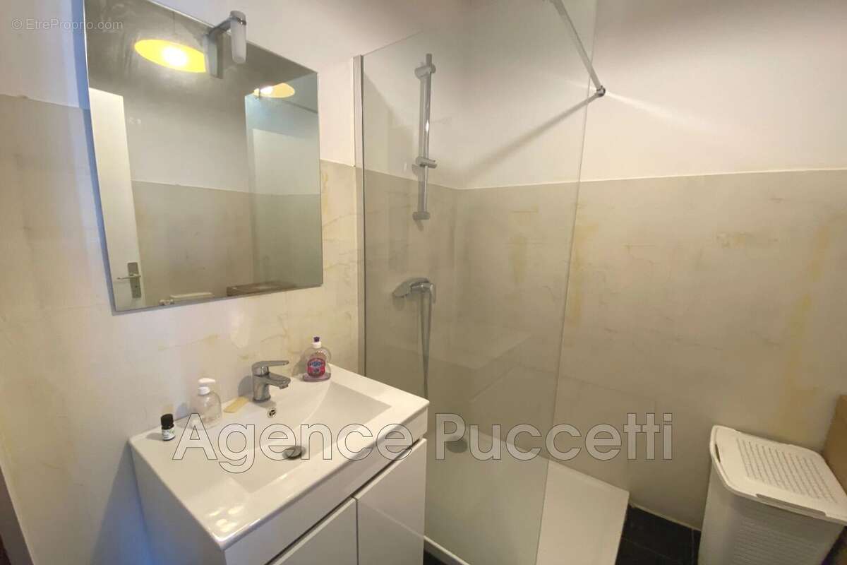 Appartement à VENCE