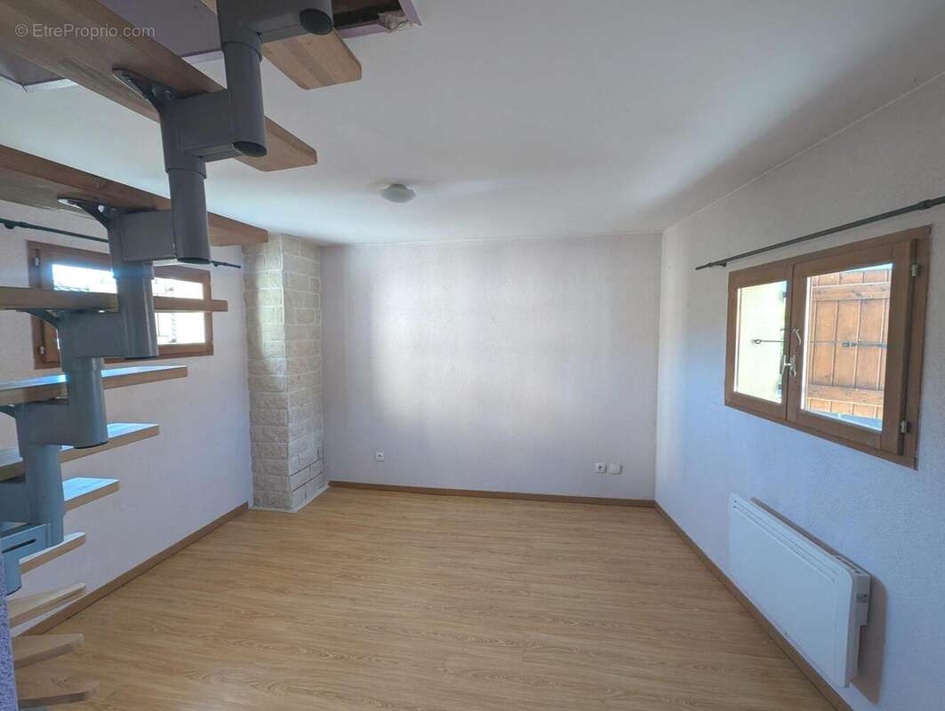 Maison à VIUZ-EN-SALLAZ