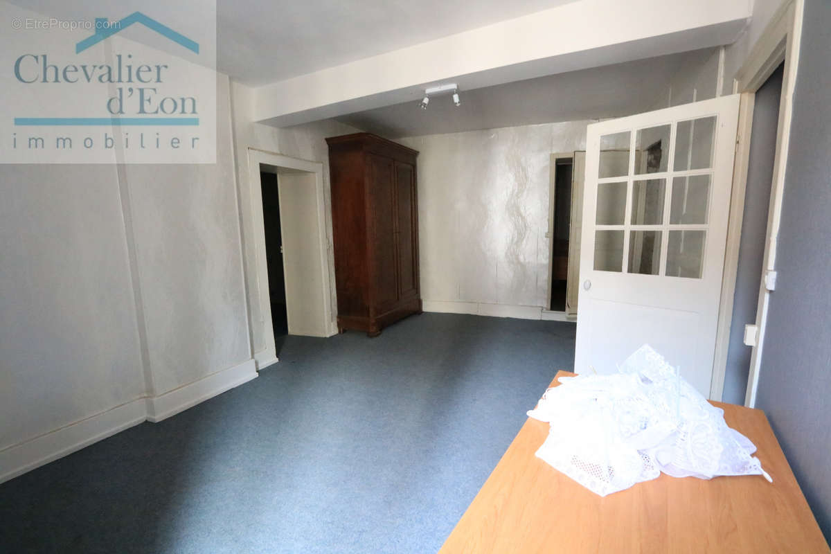 Maison à ANCY-LE-FRANC