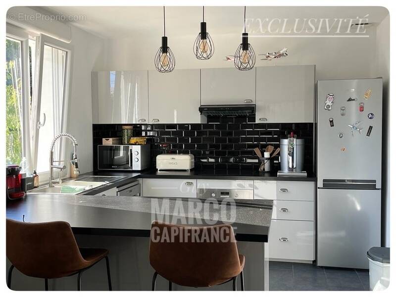 Appartement à ROUSSET