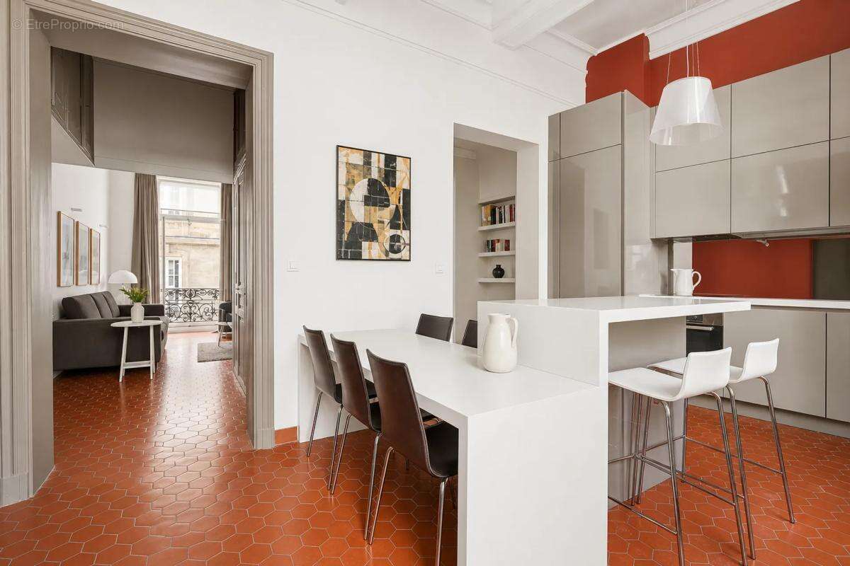 3 pièces de 82m² au cœur d'Avignon, vendu loué - photo 3