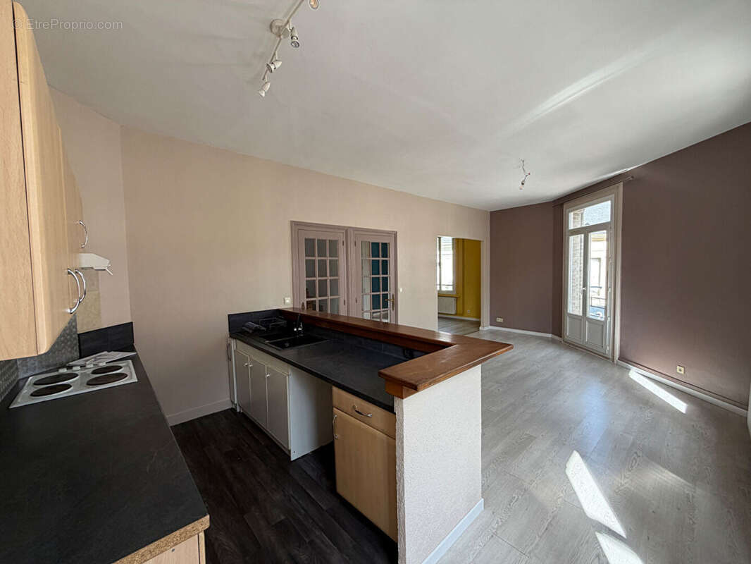 Appartement à LILLEBONNE