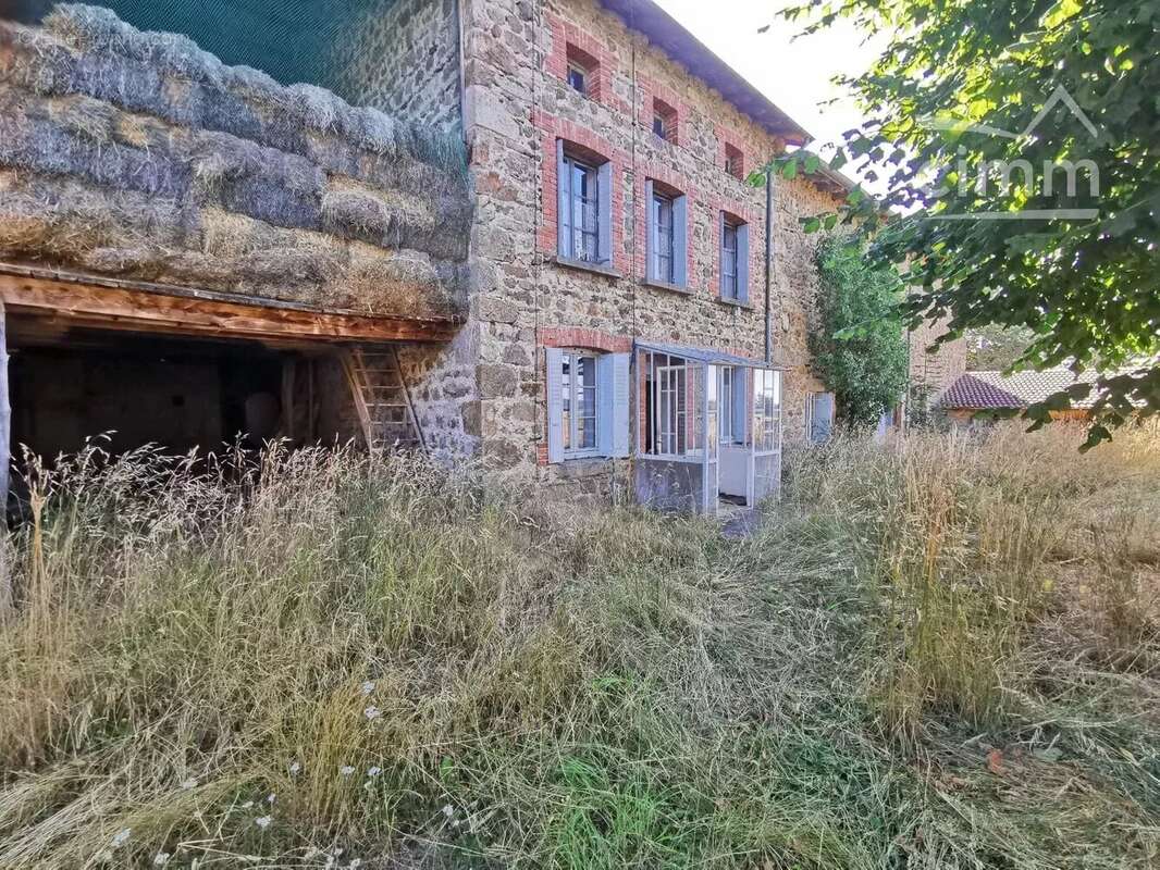 Maison à SAINT-BONNET-LE-CHATEAU