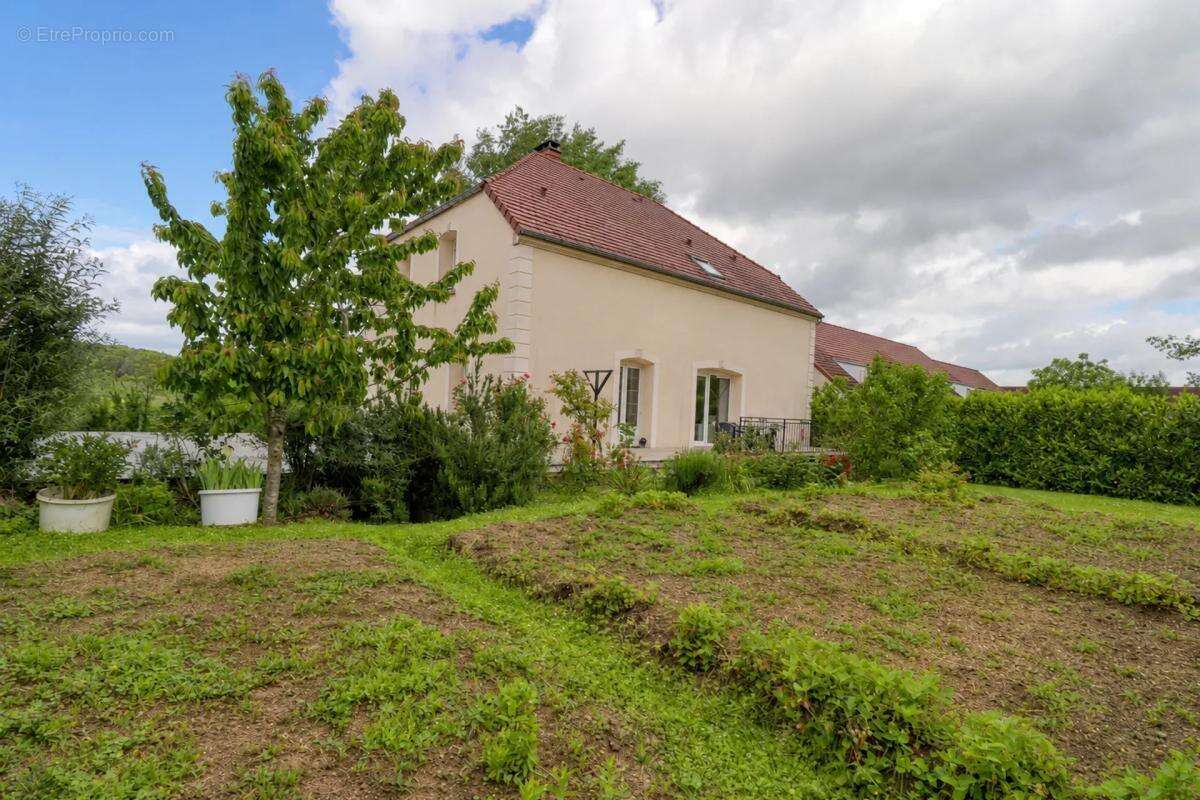 Maison à SEZANNE