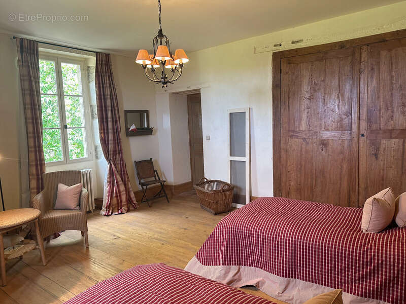 Dpt Gers (32), à vendre BAZIAN propriété P12 de 430 m² avec piscine et terrain de tennis - Terrain de 1,60 Ha - photo 12