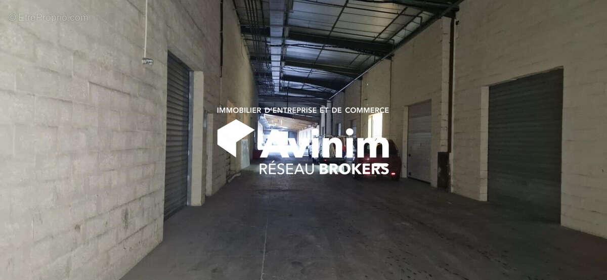 Commerce à NEUILLY-EN-THELLE