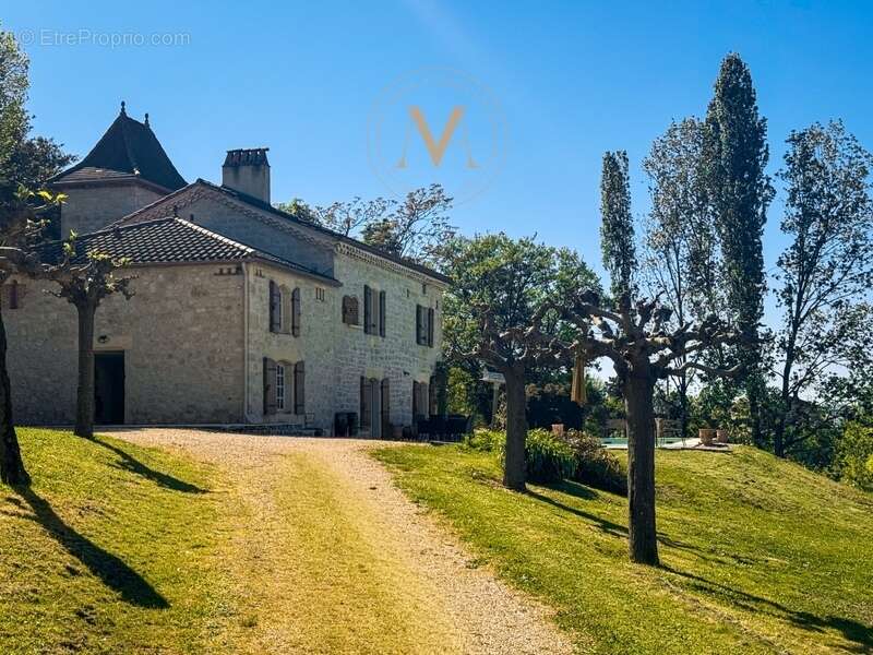 Maison à MONTAYRAL