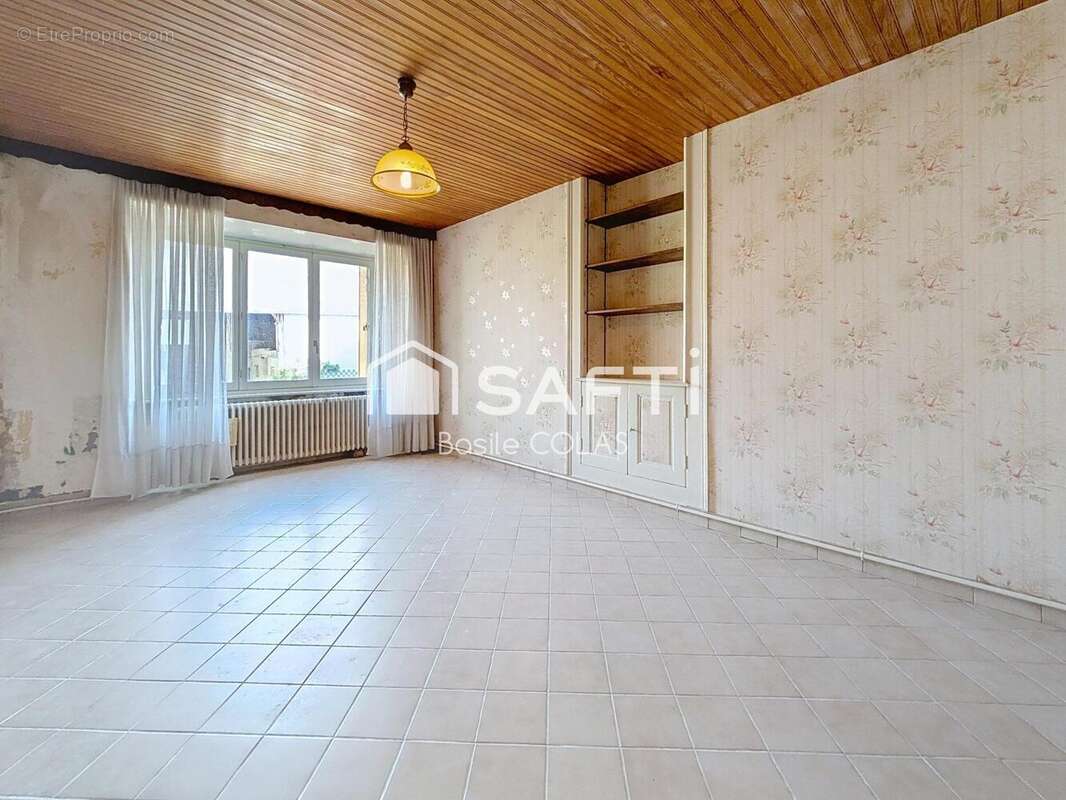Photo 4 - Maison à AUSSONCE