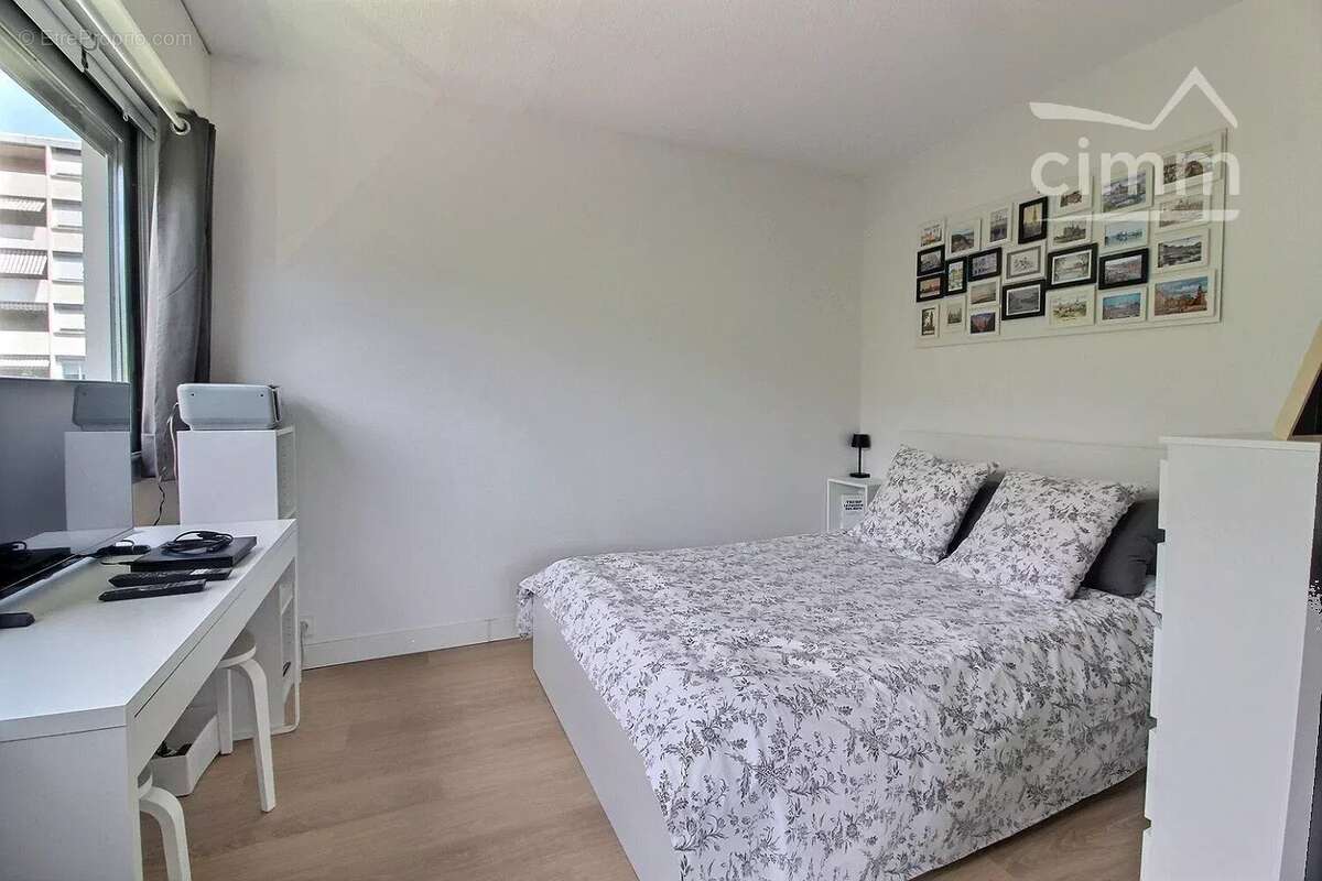 Appartement à MEYLAN