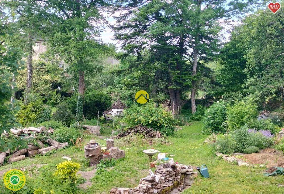 Maison à CHENERAILLES