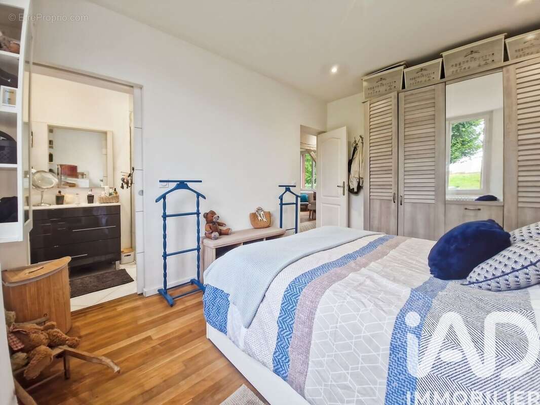 Photo 7 - Maison à JOIGNY