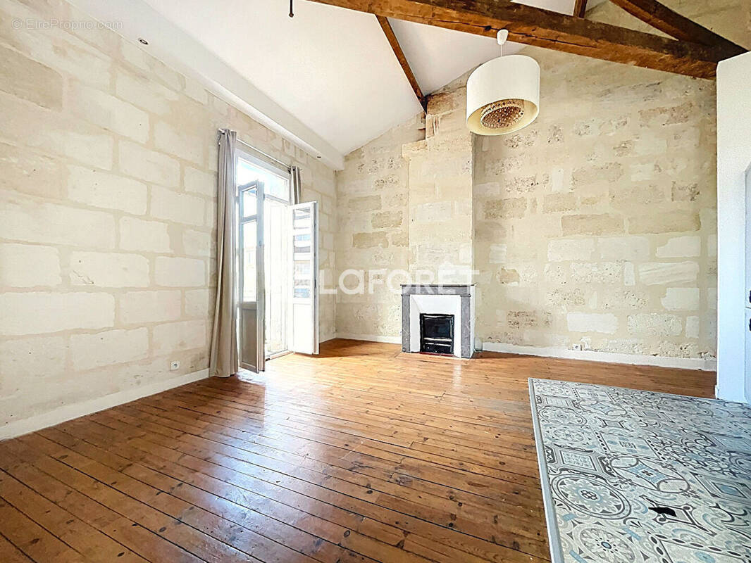 Appartement à BORDEAUX