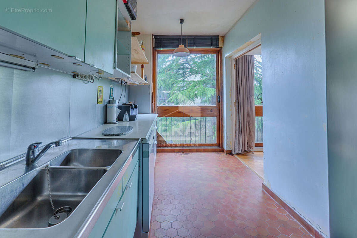 Appartement à FONTENAY-LE-FLEURY