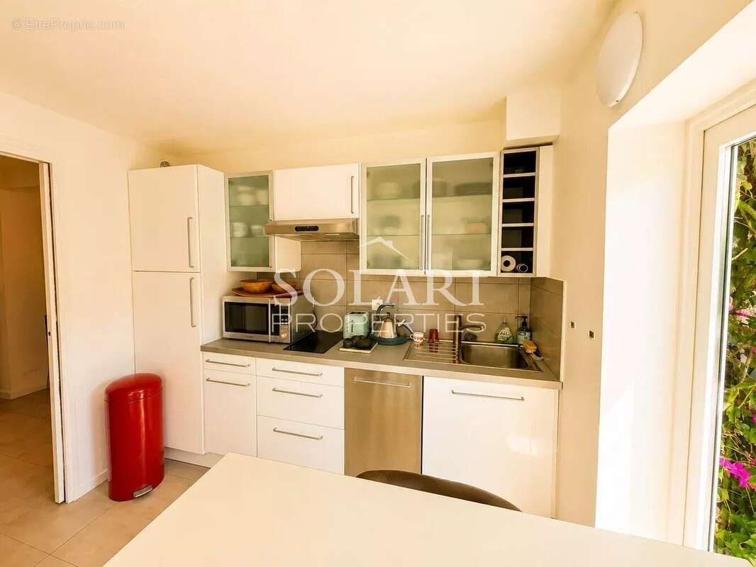 Appartement à THEOULE-SUR-MER