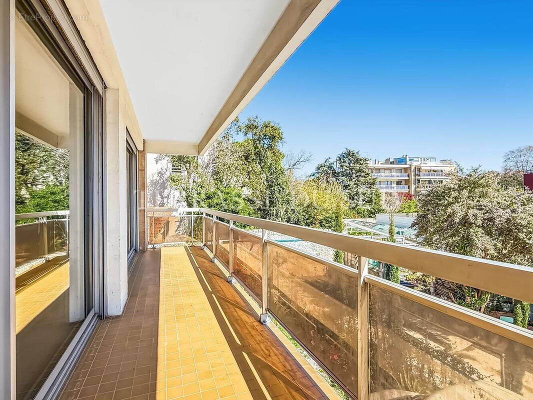 Appartement à MARSEILLE-8E