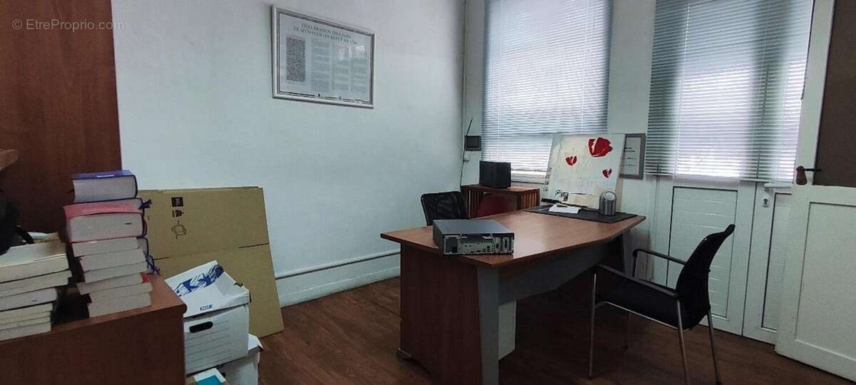 A vendre : maison a renover aux terres sainville (97200) - photo 4