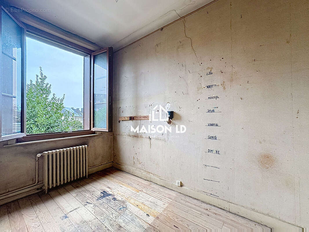 Maison à AUNAY-SUR-ODON