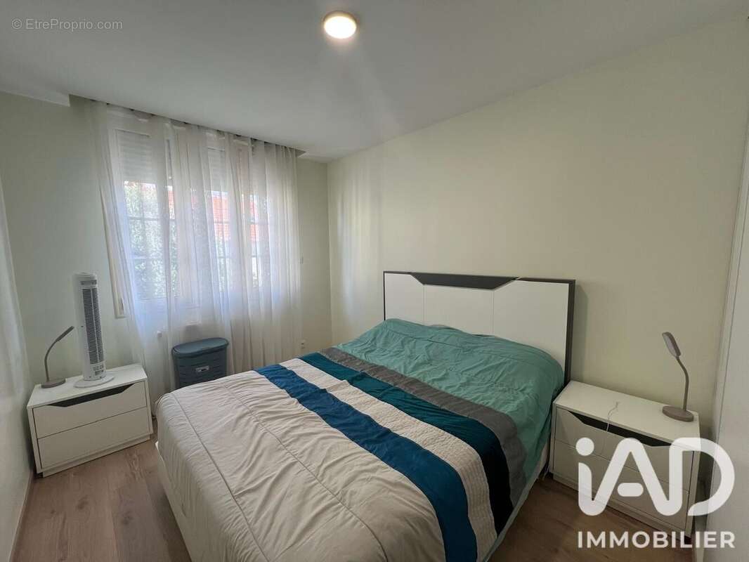 Maison 90 m² à Trappes  - photo 4