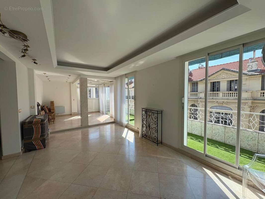 Appartement à NICE