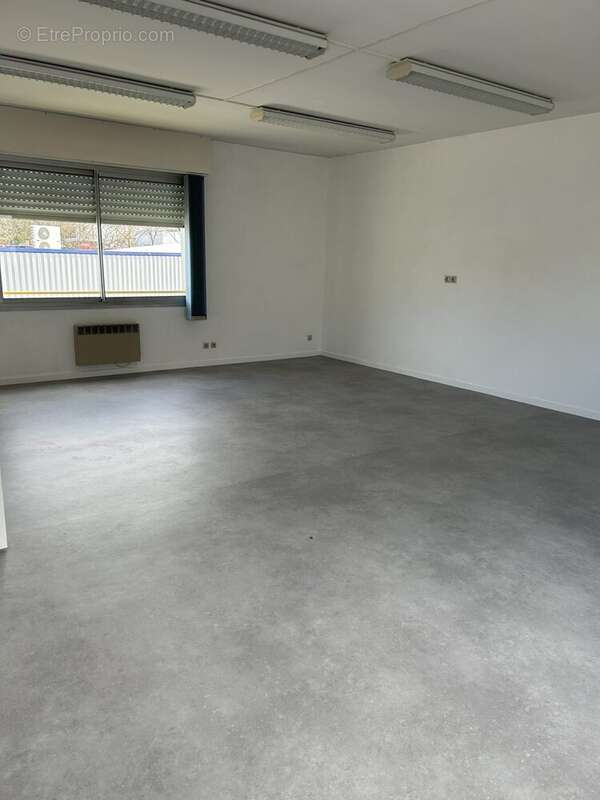 Commerce 118 m² à Privas  - photo 6