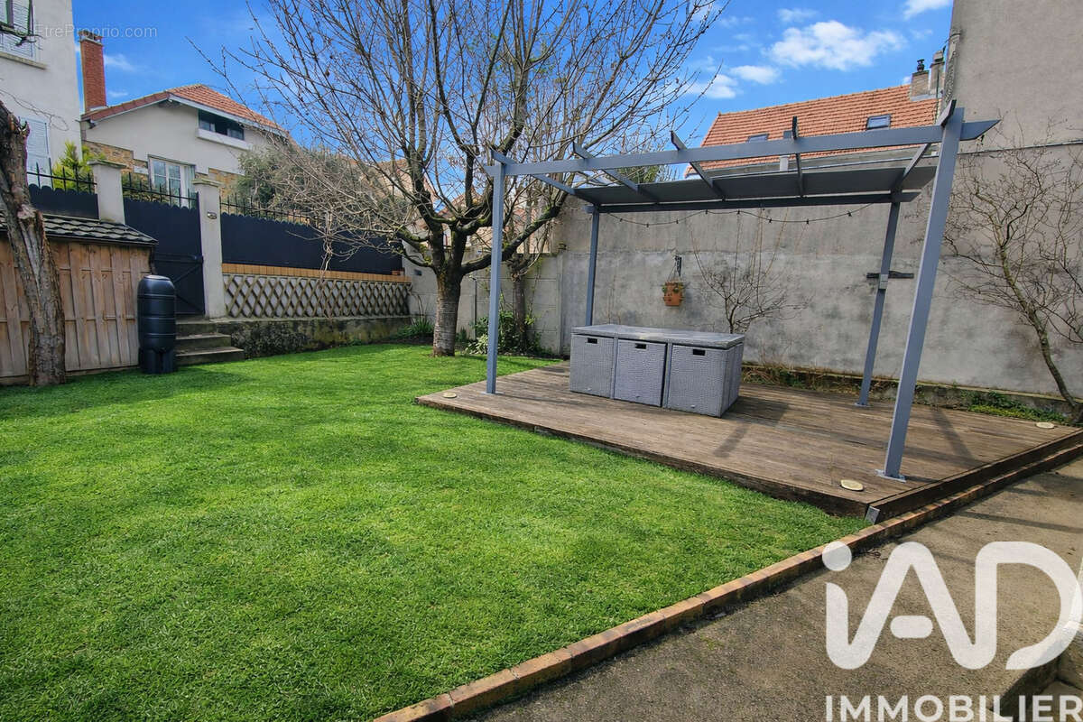 Photo 2 - Maison à THIAIS