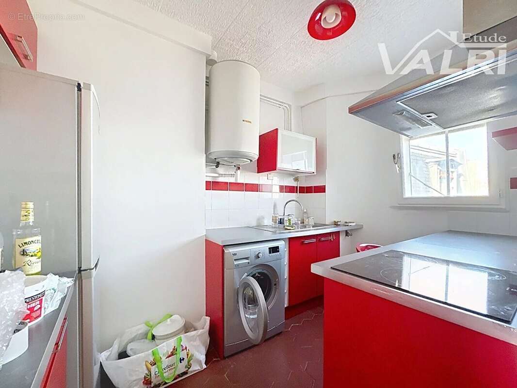 Appartement à PARIS-20E