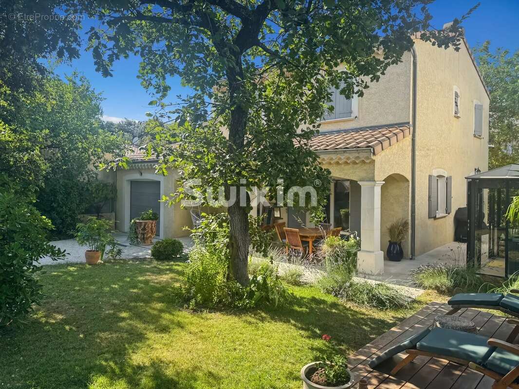 Maison à SAINT-PAUL-TROIS-CHATEAUX