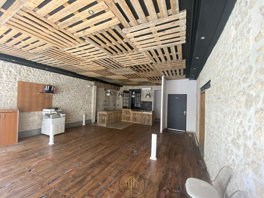 Appartement à CHALAIS
