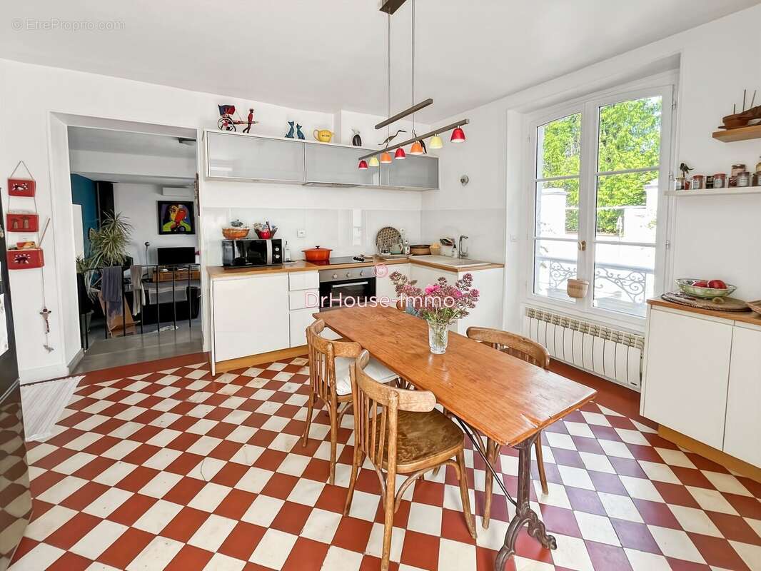 Maison 177 m² à Lagny-Sur-Marne  - photo 9