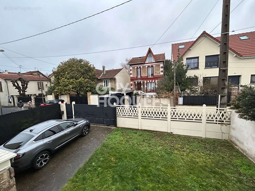 Maison à NEUILLY-PLAISANCE