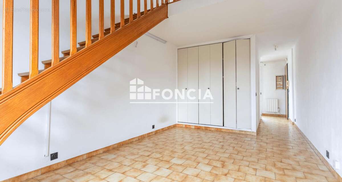 Appartement à CHILLY-MAZARIN