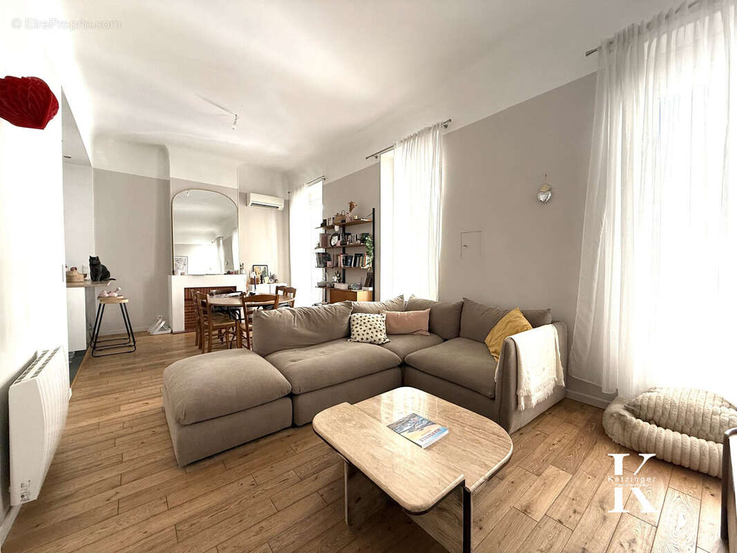 Appartement à MARSEILLE-6E