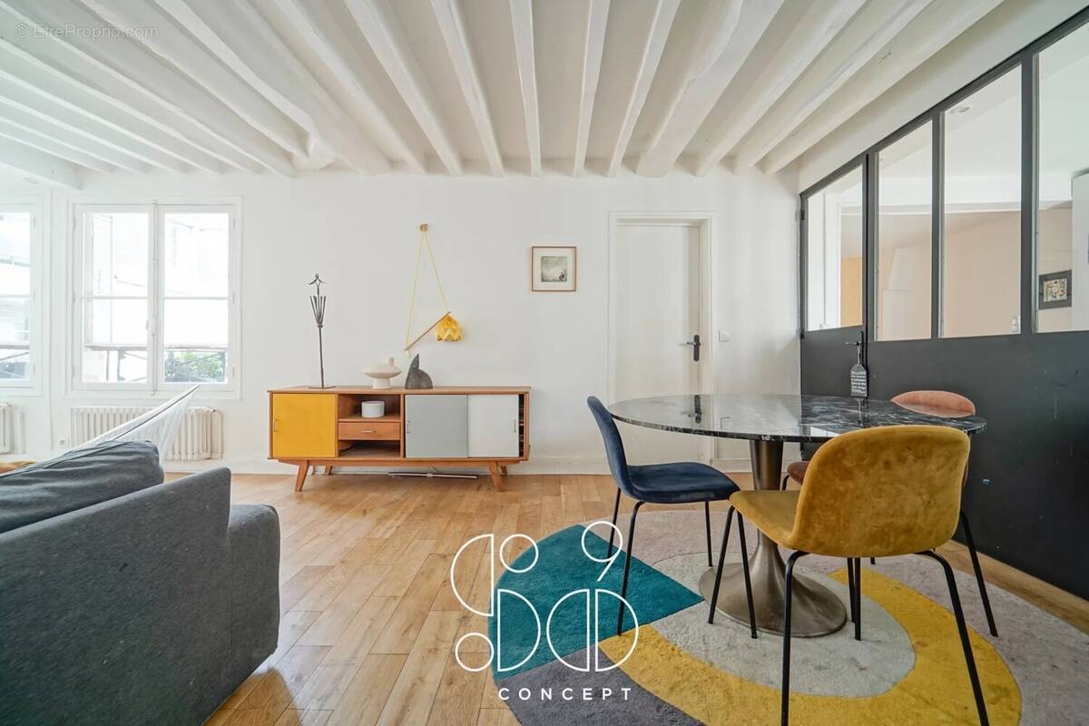 Appartement à PARIS-9E