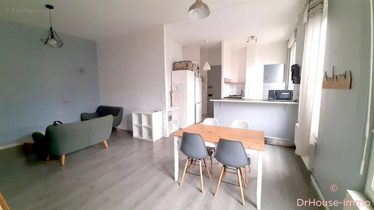 Appartement à SAINT-ETIENNE