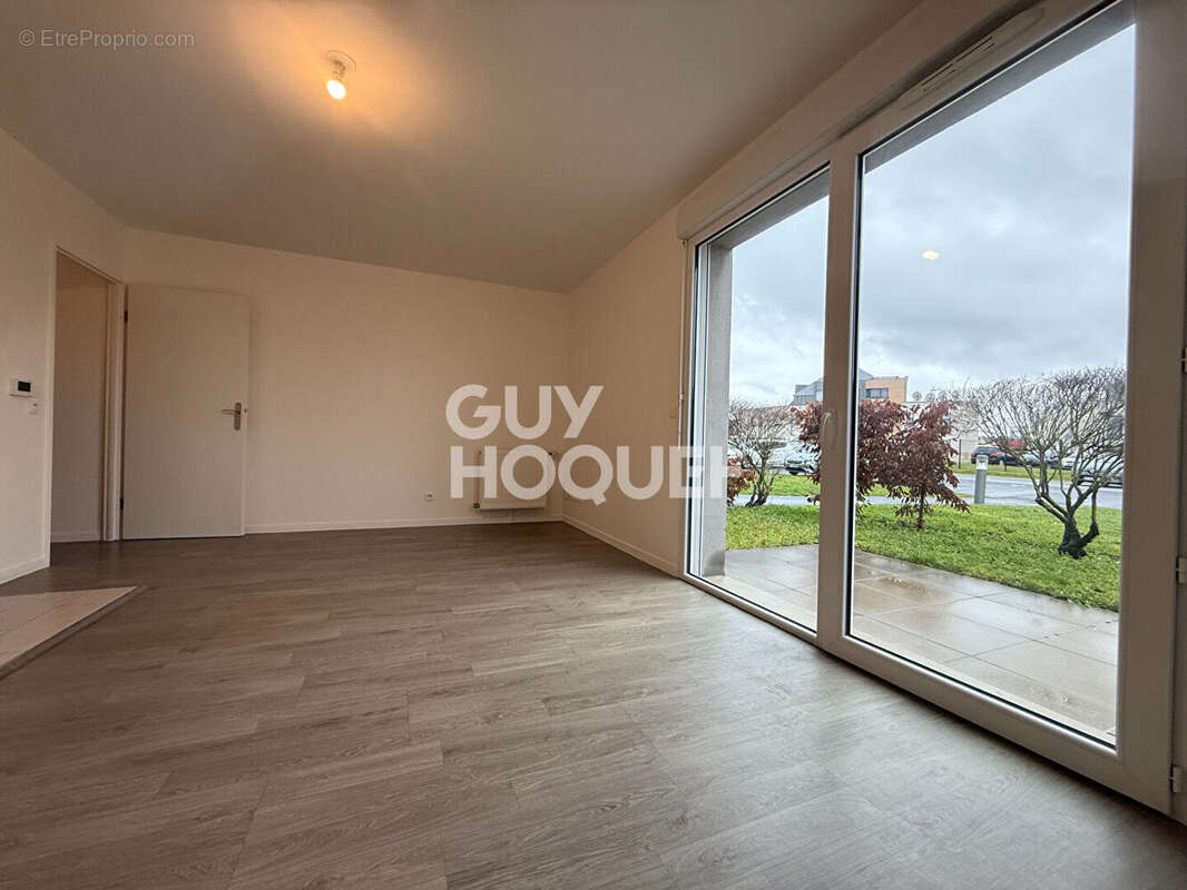 Appartement à LACROIX-SAINT-OUEN