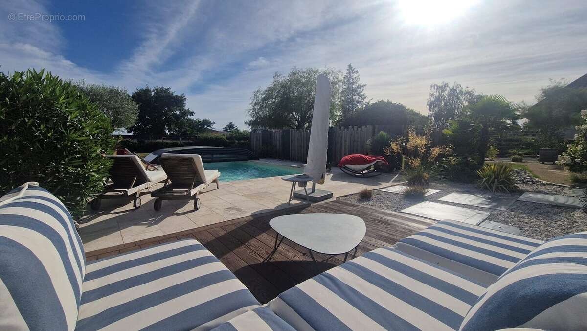 Maison 151 m² à Aiffres  - photo 7