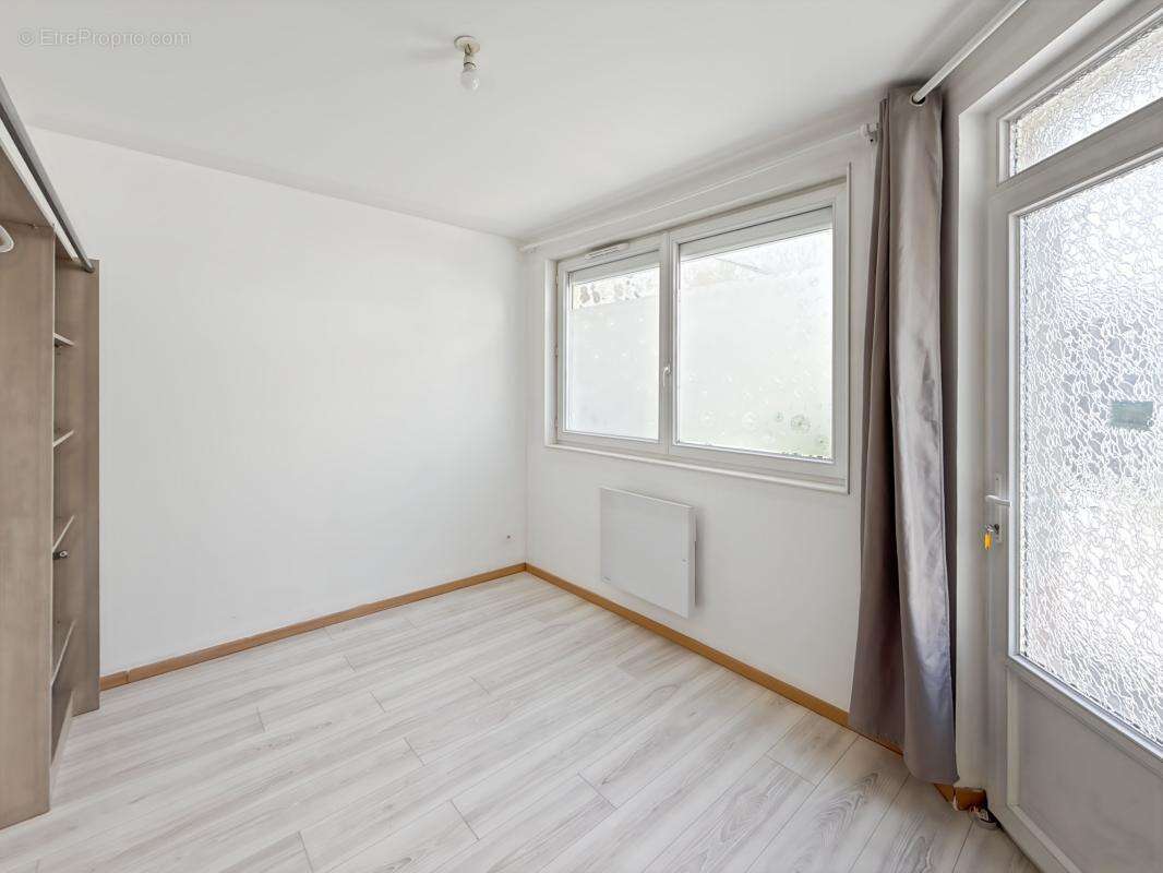  À vendre – Charmante maison en copropriété en centre-ville d’Orléans ! - photo 8