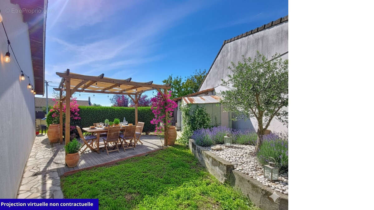 Maison à CARBON-BLANC