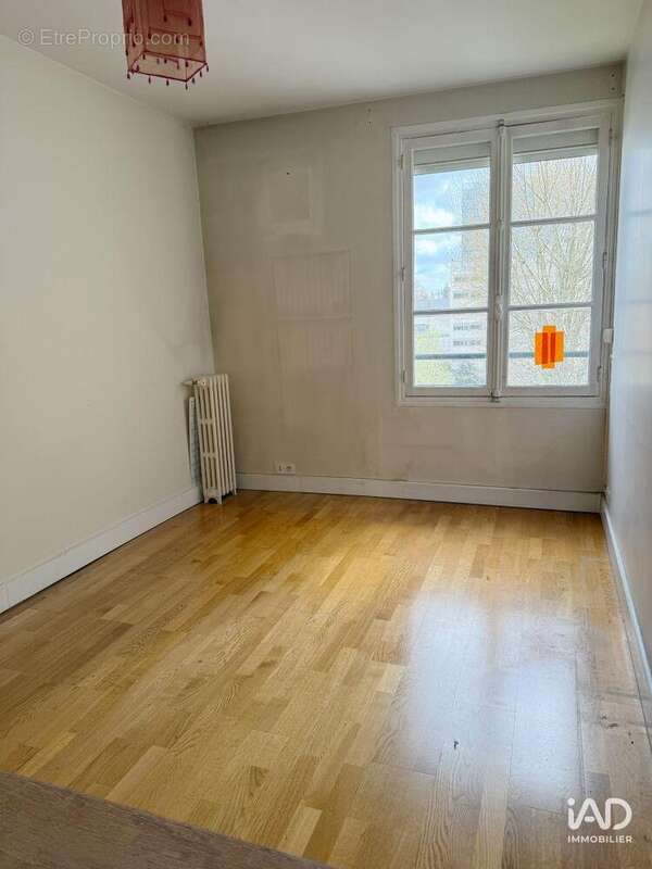 Photo 8 - Appartement à COURBEVOIE