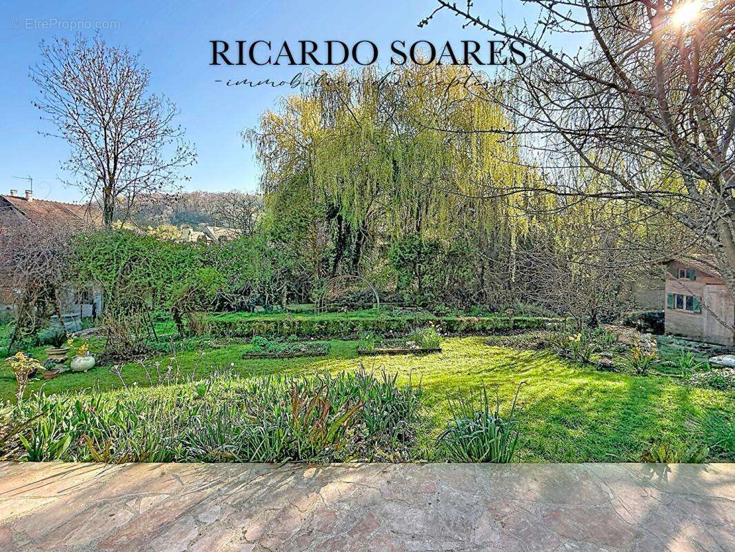 Maison à PONT-SAINTE-MAXENCE