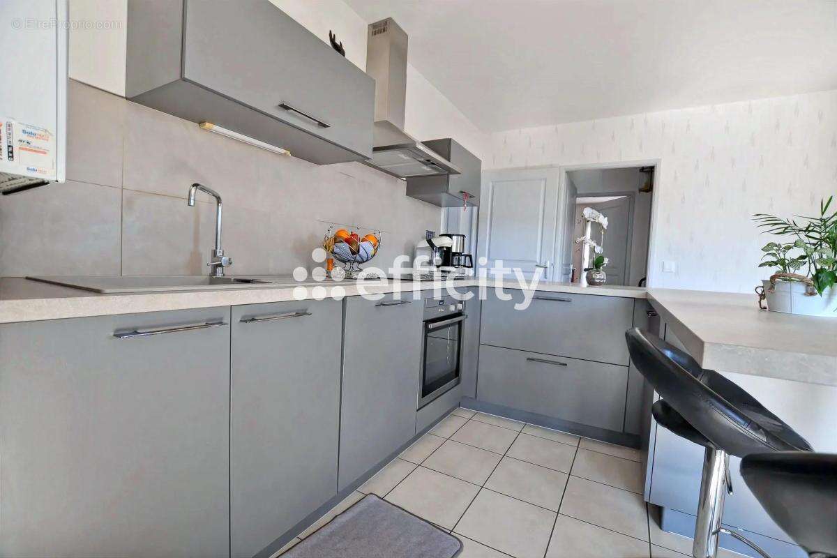 Appartement à VENISSIEUX