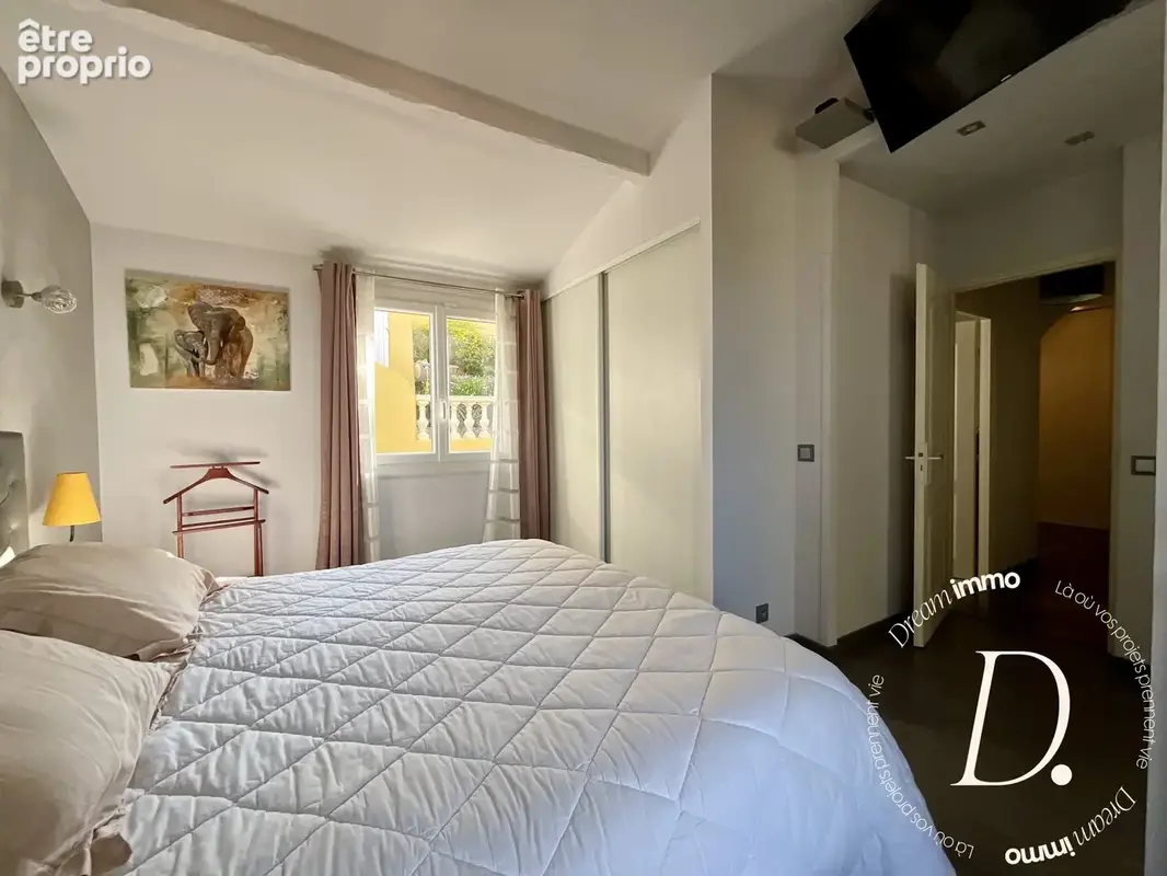Maison 6 pièces 136 m² à vendre à Hyeres (83400) - photo 8