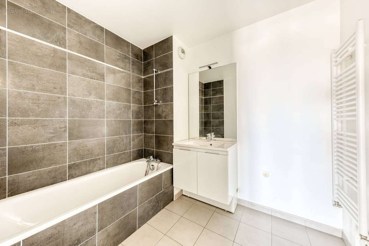 Appartement à PONTAULT-COMBAULT