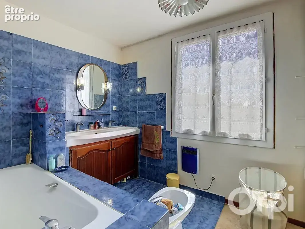 Toulon Ouest (8300) Maison Type 4 avec grand terrain et garage - photo 6