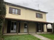 Maison à GENNETINES