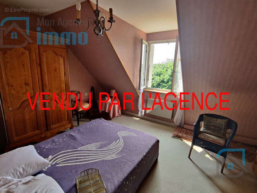 Maison à MEHUN-SUR-YEVRE